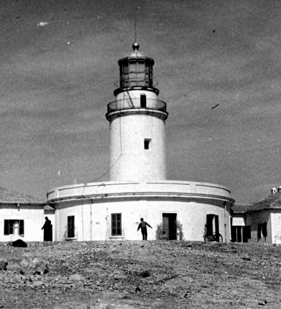 faro-lighthouse-conejera-1958-0007.jpg